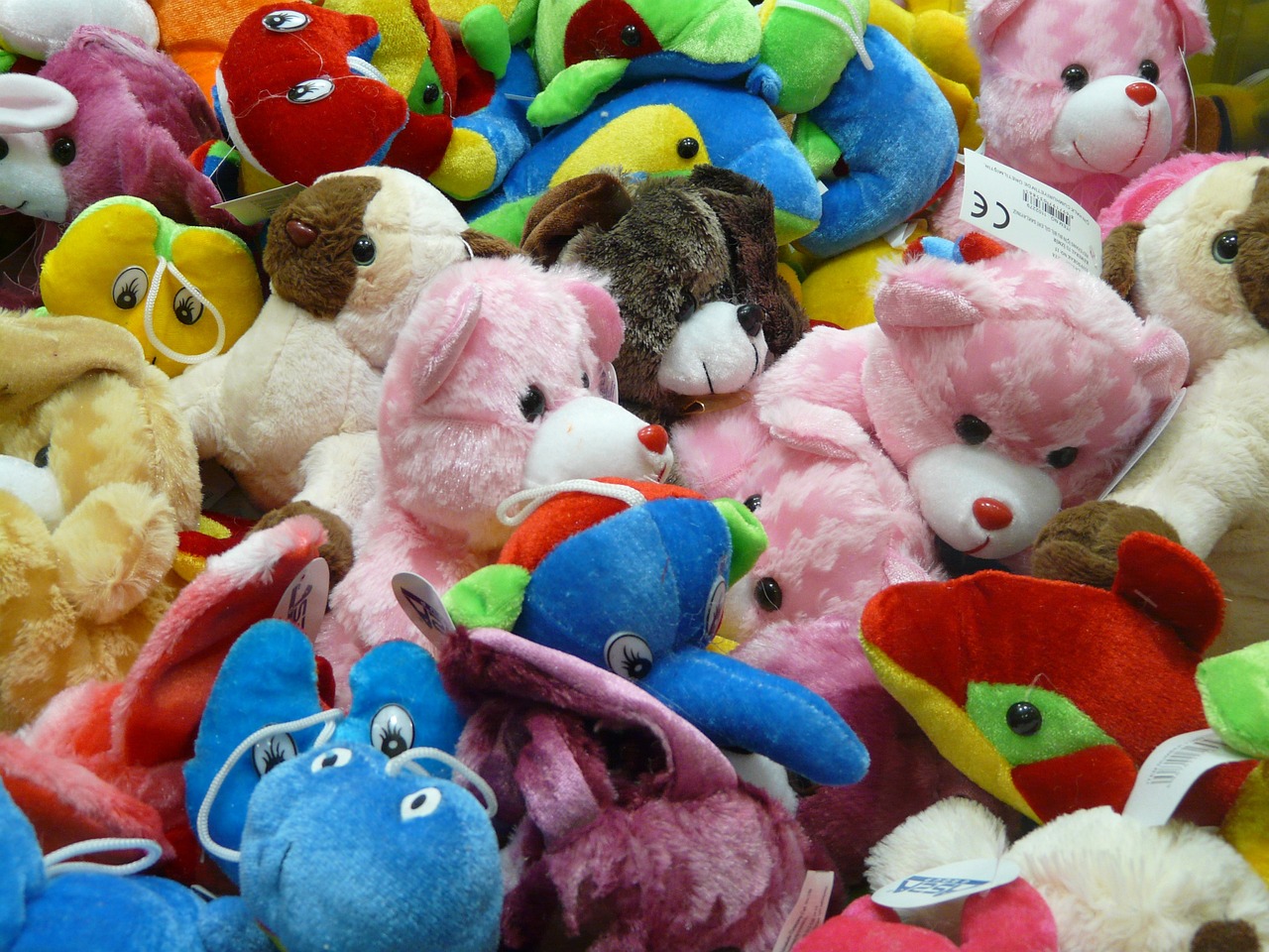 plush toys, teddy bears, pink-79969.jpg